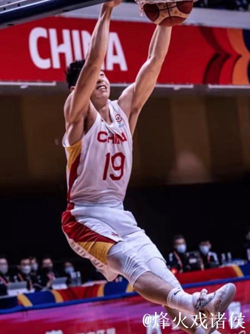 中国男篮祝贺崔永熙：希君生羽翼 一化北溟鱼